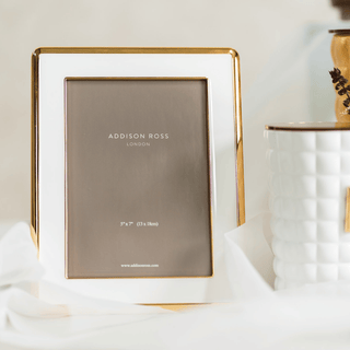 White Enamel Photo Frame 5 x 7 Inches – Gold Curved Edge