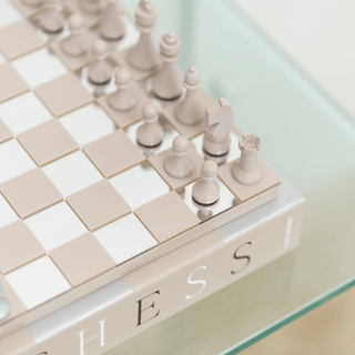 Exquisite Chess Mirror