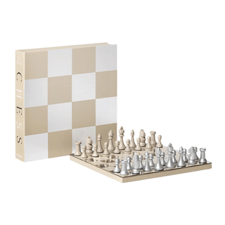 Exquisite Chess Mirror