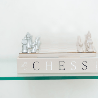 Exquisite Chess Mirror